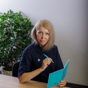 Elīna Zandere  
